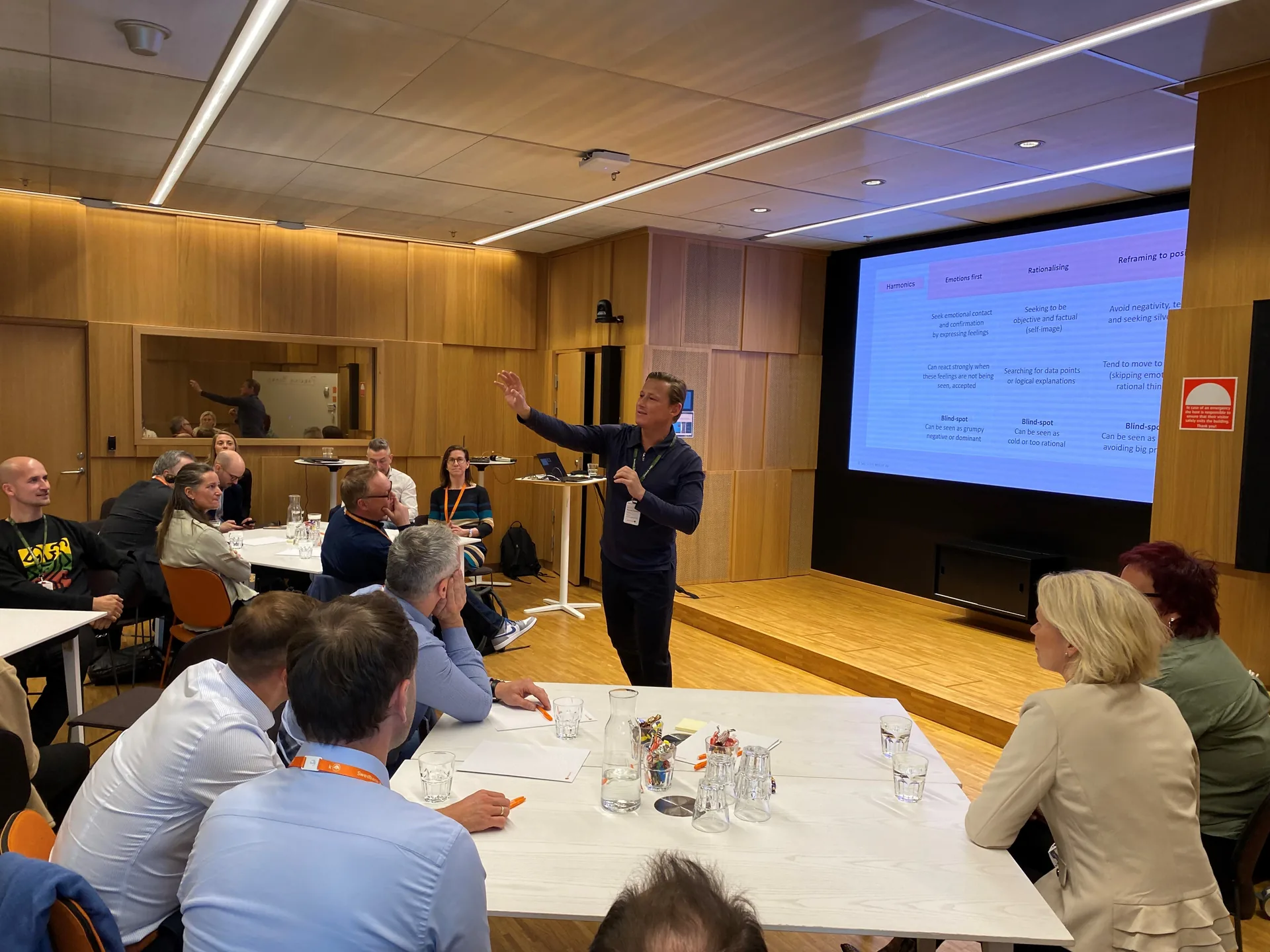 Maurice Jenkens presenting a leadership session